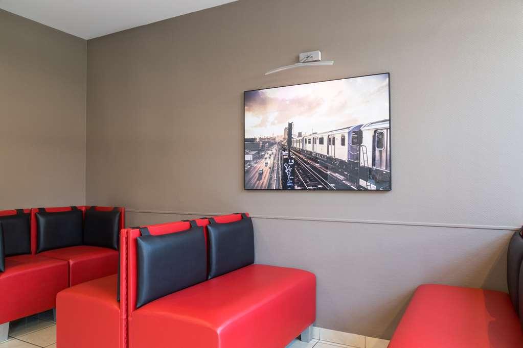 Akena Nantes - Ouest Hotel Orvault