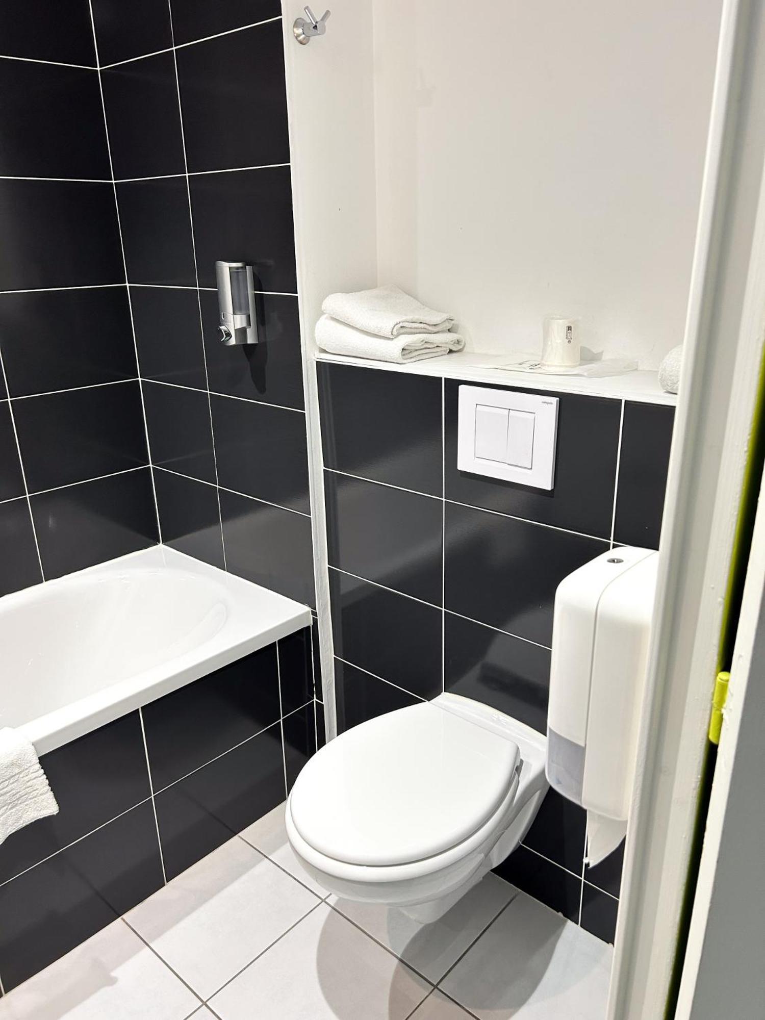 Akena Nantes - Ouest 2* Orvault