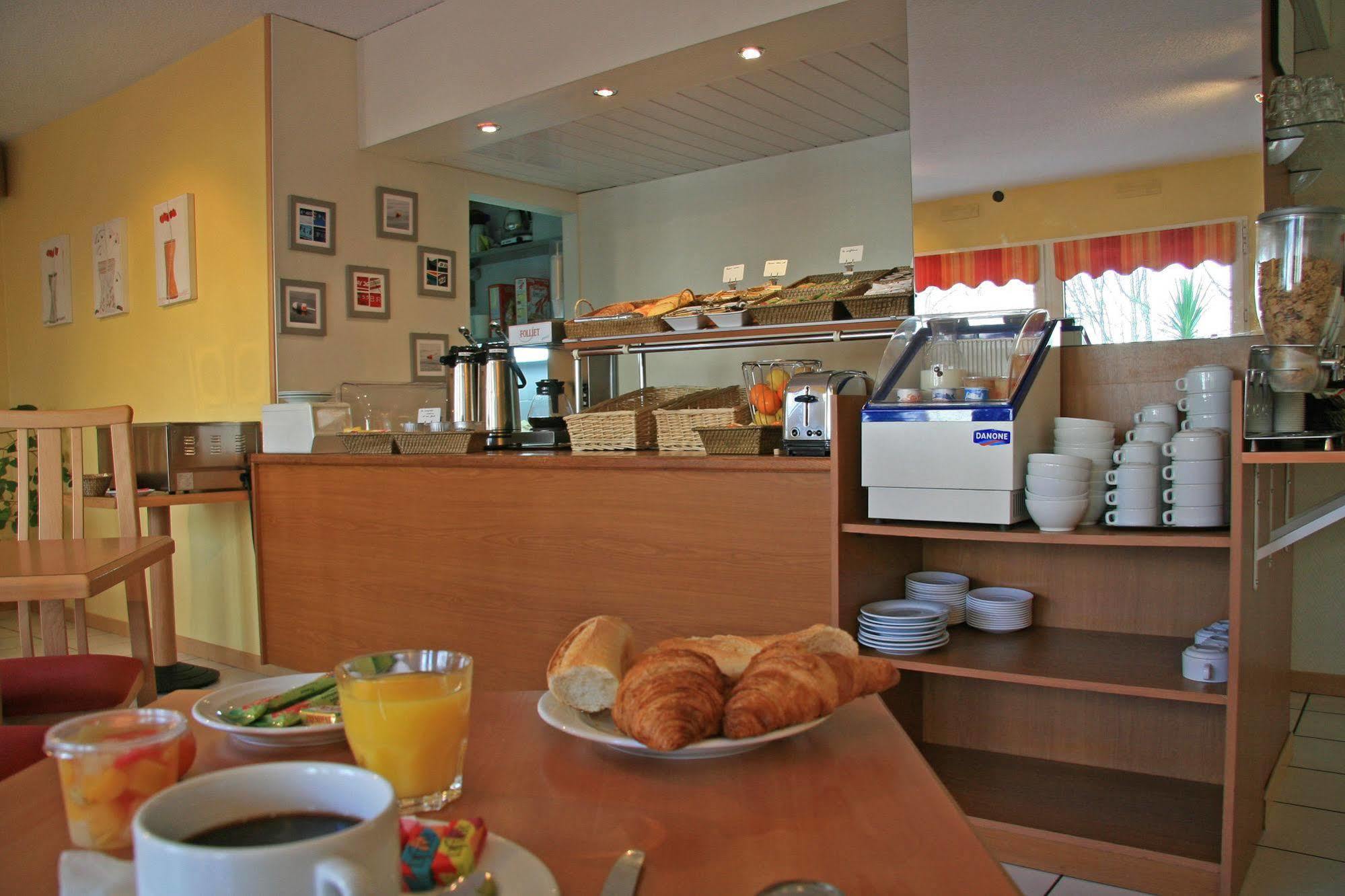 Akena Nantes - Ouest Hotel